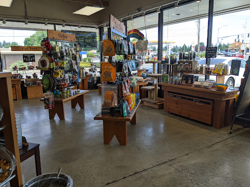 Pet Supply Store «Mud Bay», reviews and photos, 10245 SE 240th St, Kent, WA 98031, USA