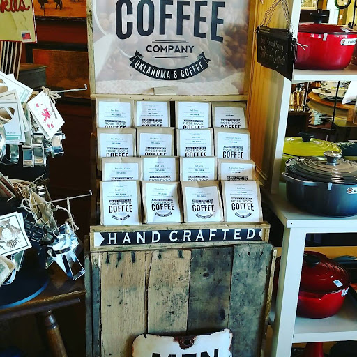 Bar «Roosters», reviews and photos, 801 Garrison Ave, Fort Smith, AR 72901, USA