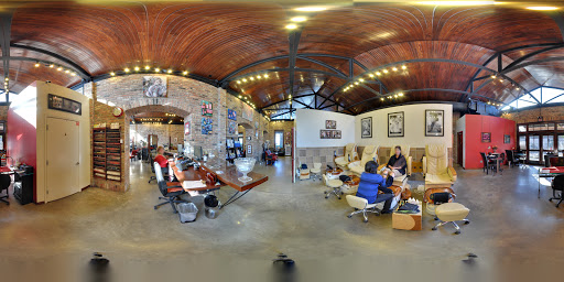 Hair Salon «The Upper Hand Salon: River Oaks», reviews and photos, 1905 Westheimer Rd, Houston, TX 77098, USA