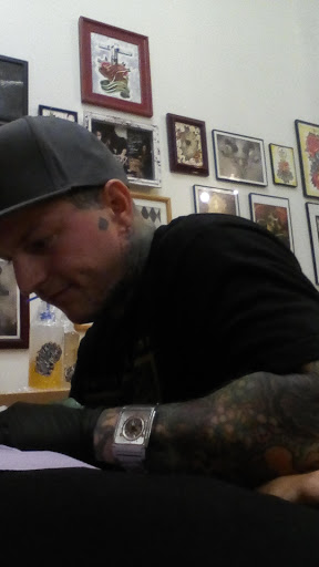 Tattoo Shop «Electric Anchor Tattoo Co.», reviews and photos, 820 Market St #100, Parkersburg, WV 26101, USA