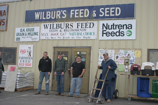 Wilburs Feed & Seed, 139 Meyers St, Chico, CA 95928, USA, 