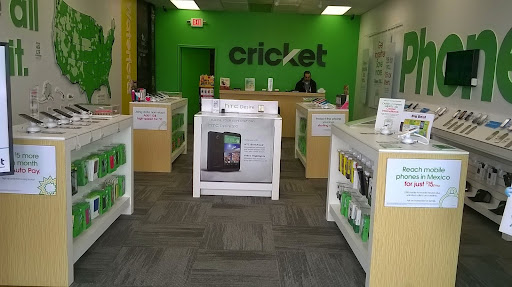 Cell Phone Store «Cricket Wireless Authorized Retailer», reviews and photos, 5655 Dixie Hwy, Waterford Twp, MI 48329, USA