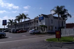 Motel 6 Harbor City, CA - Los Angeles image