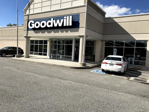 Thrift Store «Goodwill Petersburg Retail Store», reviews and photos