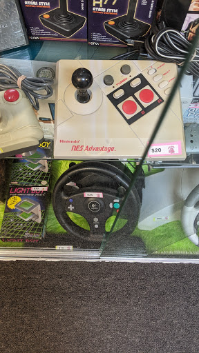 Video Game Store «Pink Gorilla University District», reviews and photos, 4341 University Way NE, Seattle, WA 98105, USA