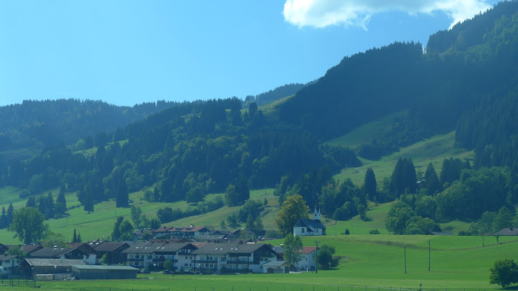 Photo Ferienwohnung Ferienwohnung Weiherkopf mit Hallenbad 87538 Bolsterlang