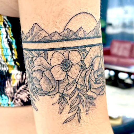 Explore cool tattoo ideas for women, creative tattoo ideas in San Diego, available at SD Tattoo
