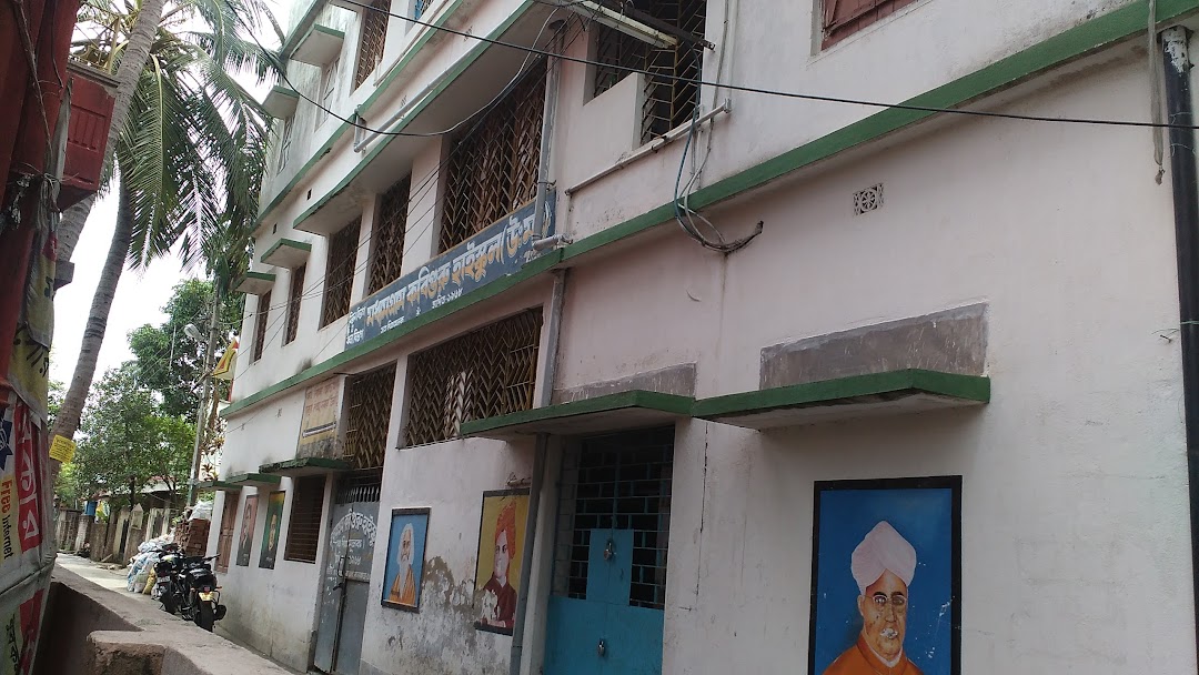 Madhyamgram Kabiguru High School