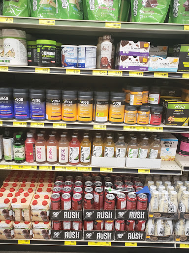 Grocery Store «Grocery Outlet Bargain Market», reviews and photos, 130 Nut Tree Pkwy, Vacaville, CA 95687, USA