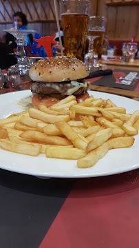 Hamburger du Restaurant Les Trappeurs à Morzine - n°4