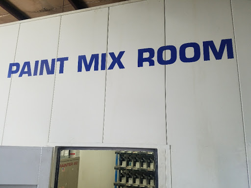 Auto Body Shop «Swope Collision Center and Body Shop», reviews and photos, 1102 N Dixie Hwy, Elizabethtown, KY 42701, USA