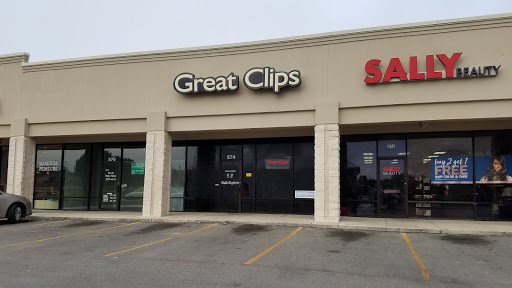 Sally Beauty, 572 N Hwy 123 Bypass, Seguin, TX 78155, USA, 