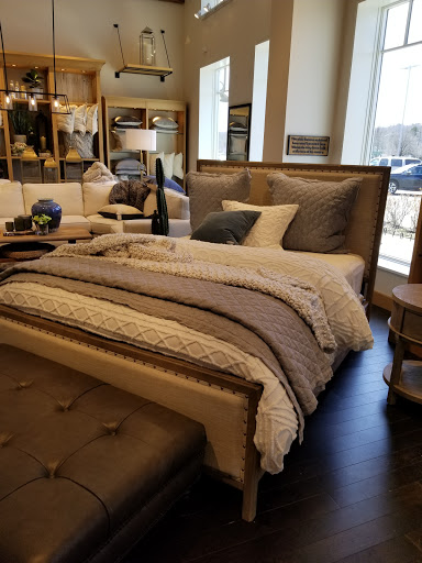 Furniture Store «Pottery Barn», reviews and photos, 160 Walt Whitman Rd #1115, Huntington Station, NY 11746, USA