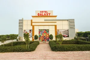 OYO Hotel Galaxy image