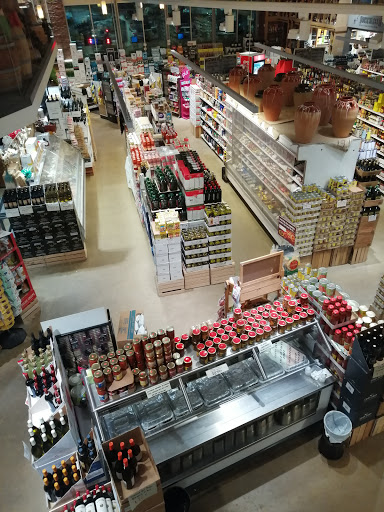 Italian Restaurant «CANTORO ITALIAN MARKET», reviews and photos, 15550 N Haggerty Rd, Plymouth, MI 48170, USA