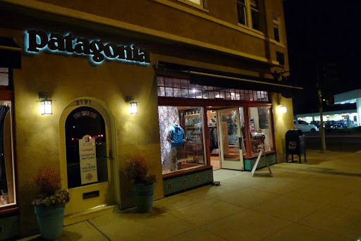Patagonia Cardiff-by-The-Sea, 2185 San Elijo Ave, Cardiff, CA 92007, USA, 
