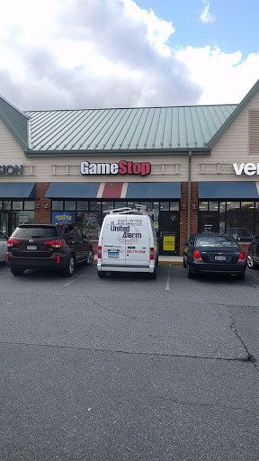 GameStop, 111 Independent Way, Brewster, NY 10509, USA, 