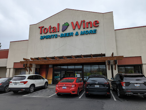 Wine Store «Total Wine & More», reviews and photos, 2701 184th St SW #108b, Lynnwood, WA 98037, USA