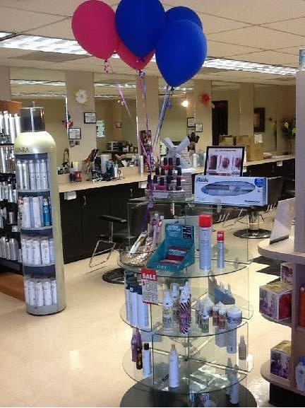 Sadie's Salon 95336