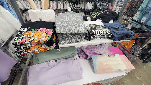 Variety Store «Five Below», reviews and photos, 1776 E Jefferson St, Rockville, MD 20850, USA