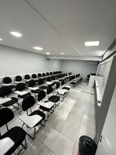 Logo da empresa - Máxima Educação