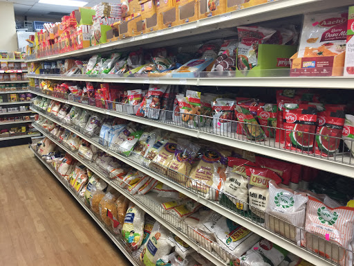 Indian Grocery Store «Spiceland Indian Grocery Store», reviews and photos, 870 S Sun Dr #1047, Lake Mary, FL 32746, USA