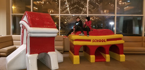 Shopping Mall «ShoppingTown Mall», reviews and photos, 3649 Erie Blvd E, Syracuse, NY 13214, USA