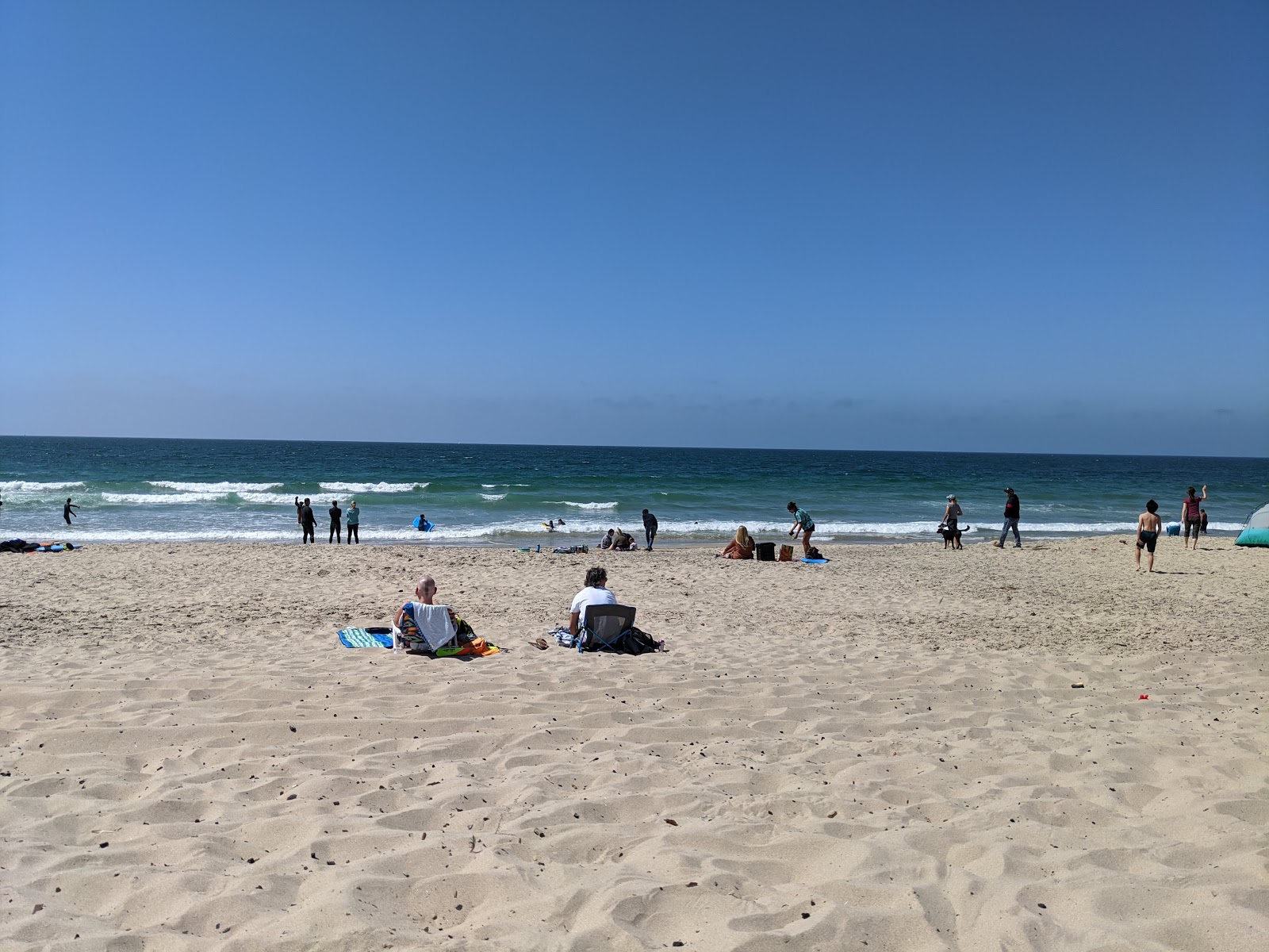 Del Monte Beach的照片 带有长直海岸