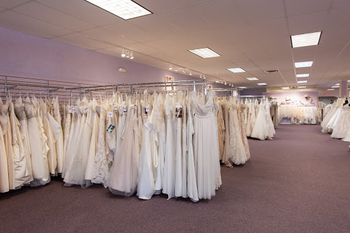 Bridal Shop «Lavender Bridal Salon», reviews and photos, 218 W 3rd St, Dover, OH 44622, USA