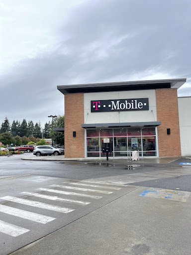 Cell Phone Store «T-Mobile», reviews and photos, 704 Trosper Rd SW #126, Tumwater, WA 98512, USA