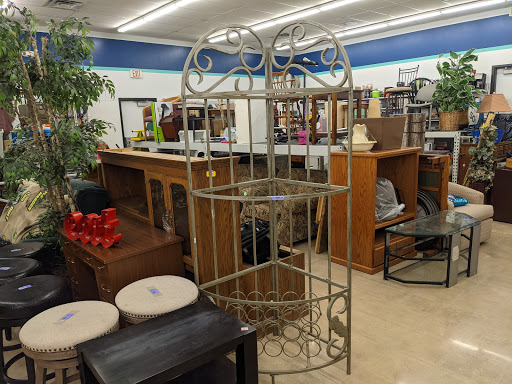 Thrift Store «Green Bay East Goodwill Retail Store & Training Center», reviews and photos