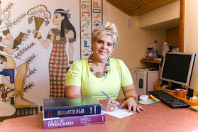 Dra. Yara Santos Rosetti