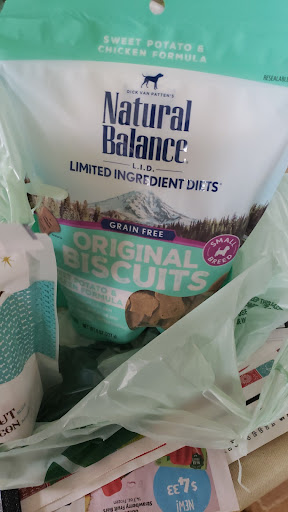 Pet Supply Store «Pet Supplies Plus», reviews and photos, 3060 N Lewis Ave, Waukegan, IL 60087, USA