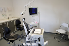 Parrock Dental & Implant Centres