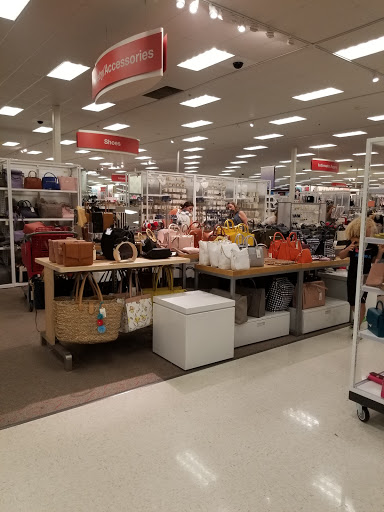 Department Store «Target», reviews and photos, 1300 Long Grove Dr, Mt Pleasant, SC 29464, USA
