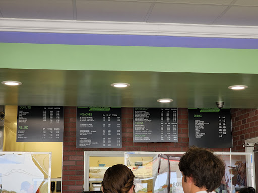 Donut Shop «Southern Maid Donut Shop», reviews and photos, 12331 Will Clayton Pkwy, Humble, TX 77346, USA