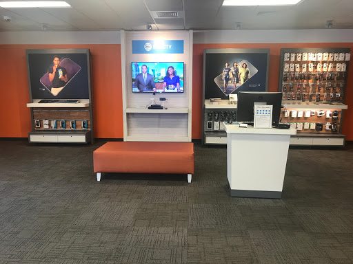 Cell Phone Store «AT&T Authorized Retailer», reviews and photos, 256 County Rd 44, Eustis, FL 32726, USA