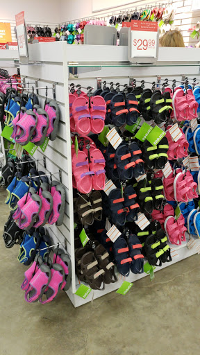 Shoe Store «Crocs», reviews and photos, 15715 S Apopka Vineland Rd, Orlando, FL 32821, USA