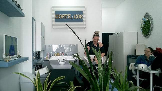 Corte e Cor - Ourém