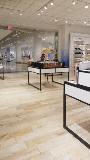 Clothing Store «Forever 21», reviews and photos, 400 Baldwin Ave, Arcadia, CA 91007, USA