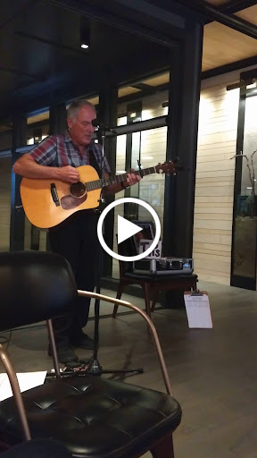 Tire Shop «Les Schwab Tire Center», reviews and photos, 1056 E Woodin Ave, Chelan, WA 98816, USA