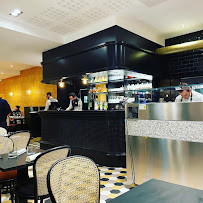 Atmosphère du Restaurant italien Fratelli Parisi.. Brasserie italienne à Lyon - n°8