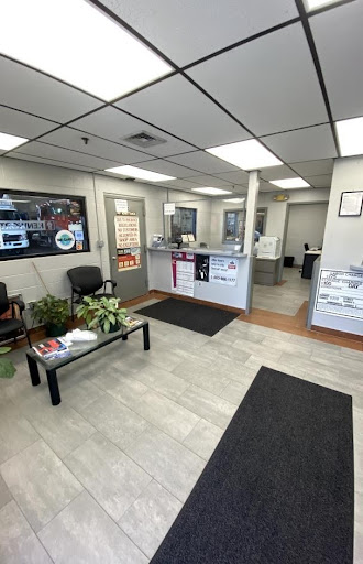 Ford Dealer «Gabrielli Ford Truck Sales and Service», reviews and photos, 3200 Horseblock Road, Medford, NY 11763, USA