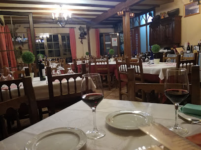 Restaurante el Trabuquete - Cam. de la Sierra, 17, 10459 Guijo de Santa Bárbara, Cáceres, Spain