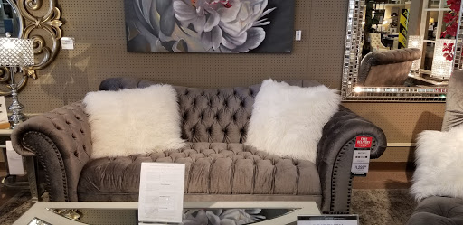 Furniture Store «Value City Furniture», reviews and photos, 4475 Monroe St, Toledo, OH 43613, USA