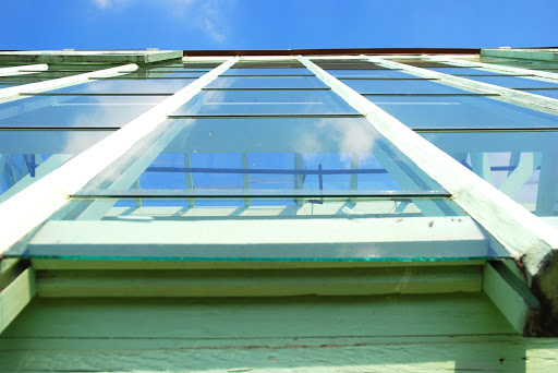 Movingglass , pulido de cristales, limpieza de cristales.