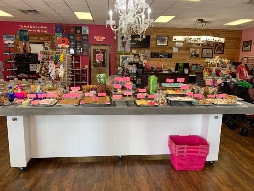 Pet Groomer «Woof Gang Bakery & Grooming, The Villages», reviews and photos, 3682 Meggison Rd, The Villages, FL 32163, USA