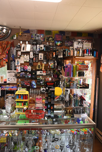 Tobacco Shop «Eastside Smoke Company», reviews and photos, 2008 State Ave NE, Olympia, WA 98506, USA