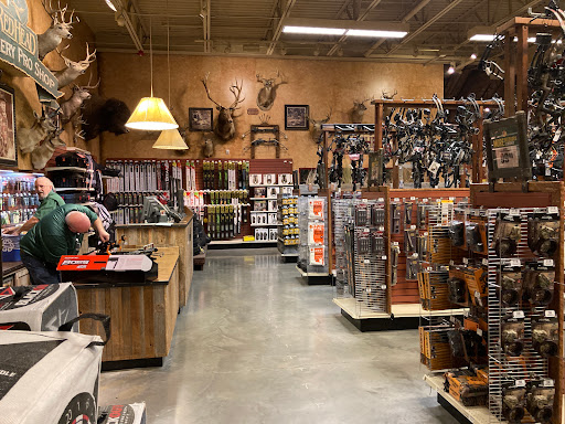 Sporting Goods Store «Bass Pro Shops», reviews and photos