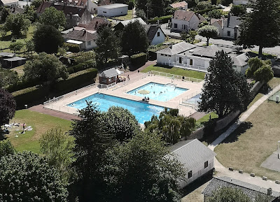 Piscine de Fay-aux-Loges à Fay-aux-Loges